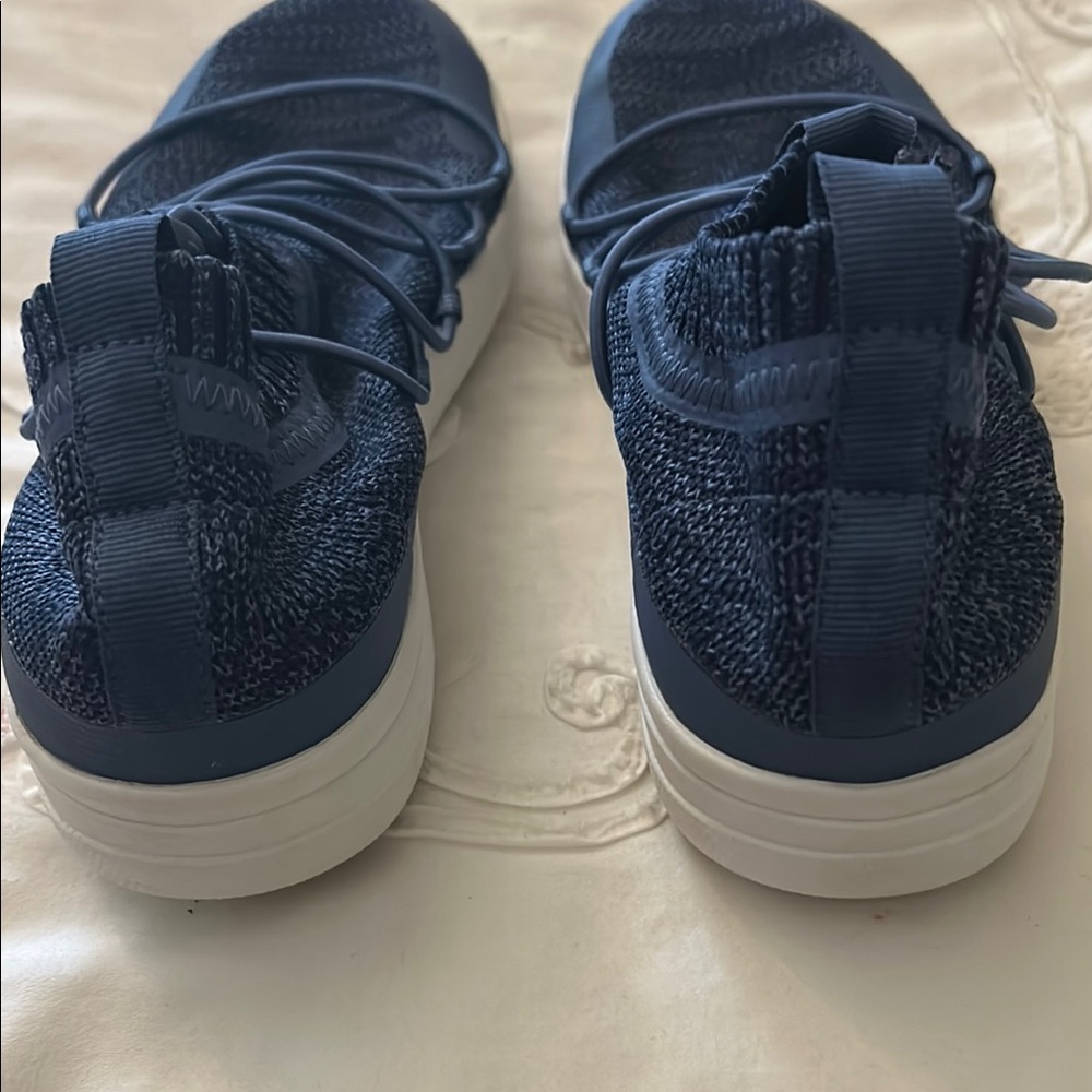 Fit Flop slip on Sneakers - Picture 2 of 5